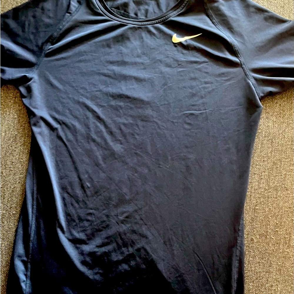 Nike Pro Compression Shirt – Men’s Large, Navy Blue